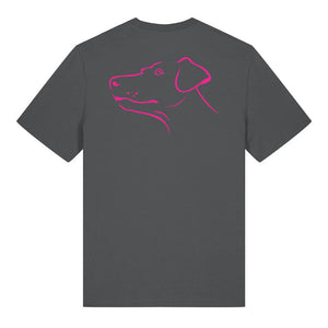 Magenta outline illustration of the head of a Dobermann on the back of an anthracite grey unisex t-shirt